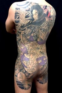 九紋龍史進と柳の刺青、和彫り(Japanese Tattoo)画像