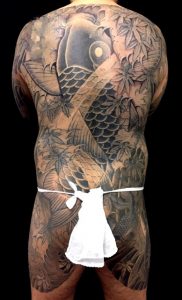 登り鯉と紅葉の刺青、和彫り(Japanese Tattoo)画像