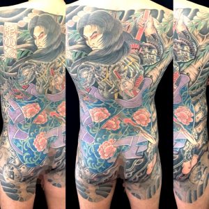 九紋龍史進と柳の刺青、和彫り(Japanese Tattoo)画像