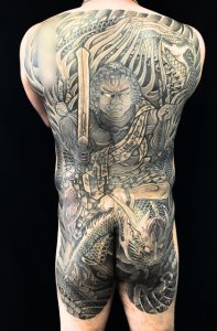 不動明王と正面龍の刺青、和彫り(Japanese Tattoo)の画像です。