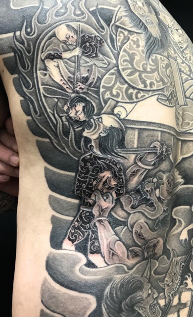 閻魔大王と地獄絵図の刺青、和彫り(Japanese Tattoo)の画像です。