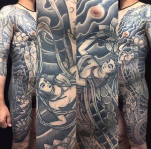 胸割り七分袖・龍・鳳凰・牡丹・飛天・蓮の花の刺青、和彫り(Japanese Tattoo)の画像です。