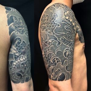 吽形の龍・五分袖・カバーアップの刺青、和彫り(Japanese Tattoo・タトゥー)の画像