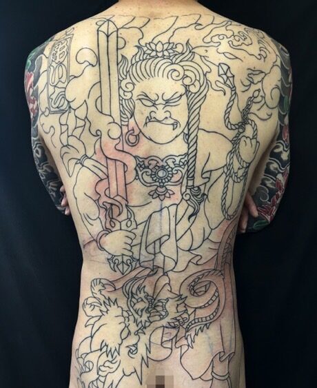 不動明王・龍・額彫りの刺青、和彫り(Japanese Tattoo・タトゥー)の画像