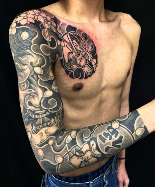 般若・達磨・蛙・桜花の刺青、和彫り(Japanese Tattoo・タトゥー)の画像
