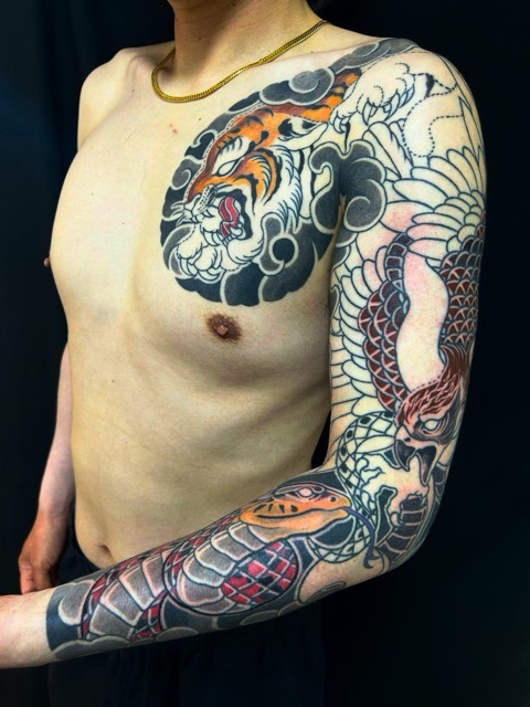 虎・鷹・蛇の刺青、和彫り(Japanese Tattoo・タトゥー)の画像