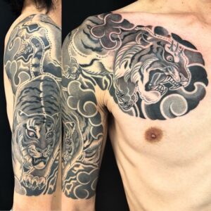 阿吽の虎(五分袖)の刺青、和彫り(Japanese Tattoo・タトゥー)の画像