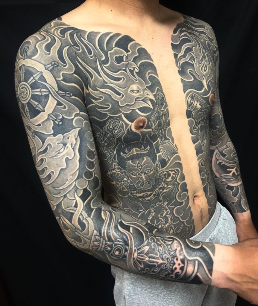 五大明王・迦楼羅炎・密教法具の刺青、和彫り(Japanese Tattoo・タトゥー)の画像