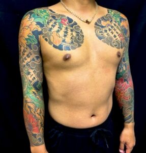 鳳凰・般若心経・牡丹(長袖)の刺青、和彫り(Japanese Tattoo・タトゥー)の画像