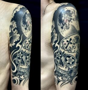 メキシカンスカル・満月のワンポイントTattoo(タトゥー)の画像