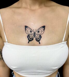蝶のワンポイントTattoo(タトゥー)の画像
