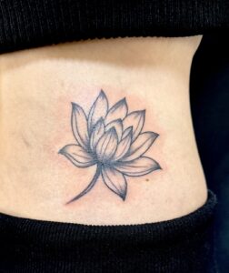 蓮のタトゥー・刺青・和彫画像