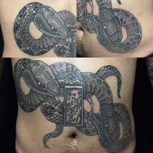 阿吽の蛇の刺青、和彫り(Japanese Tattoo)の画像です。