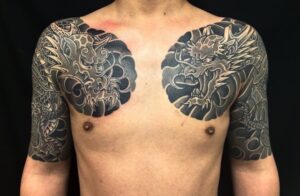 阿吽の龍・五分袖・カバーアップの刺青、和彫り(Japanese Tattoo・タトゥー)の画像